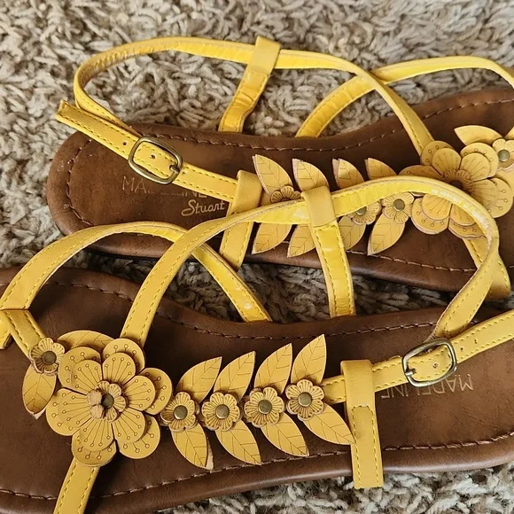 Womans Madeline yellow floral  sandal size 8 - Picture 10 of 10